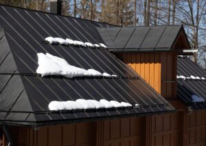 The Pros and Cons of Metal Roofing in the Cold Climate of Minnesota